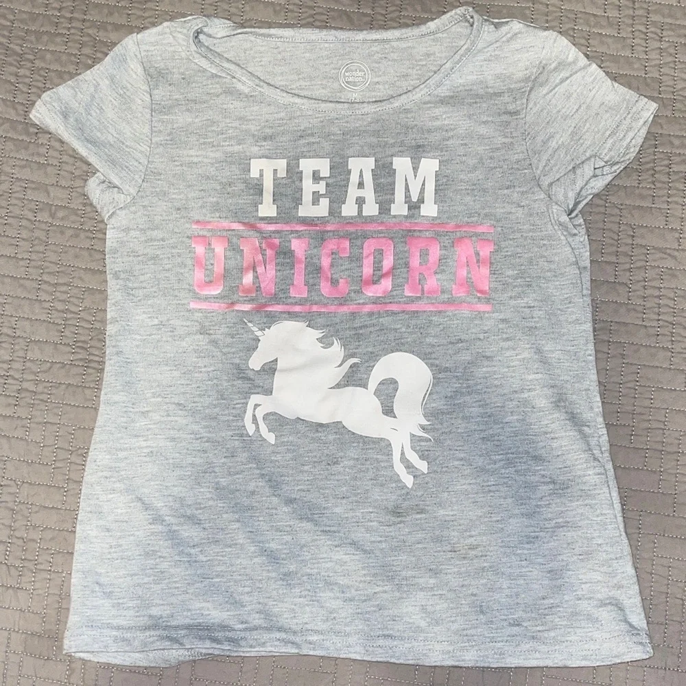 Wonder Nation Gray and Pink Team Unicorn T-Shirt